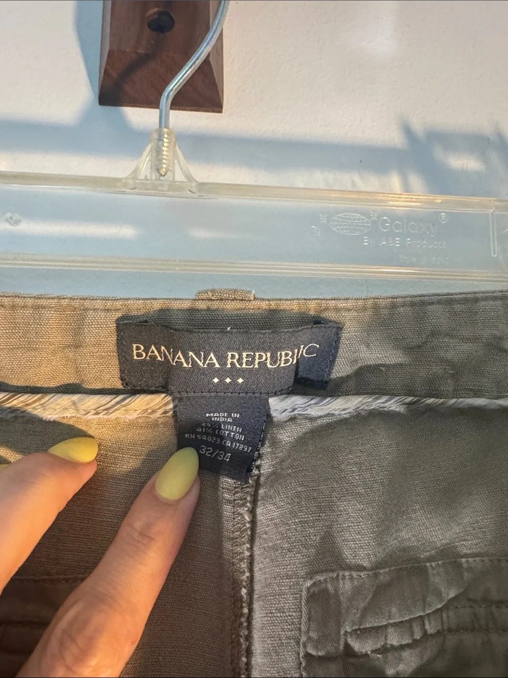 Banana Republic Men's Tan Chino Pants